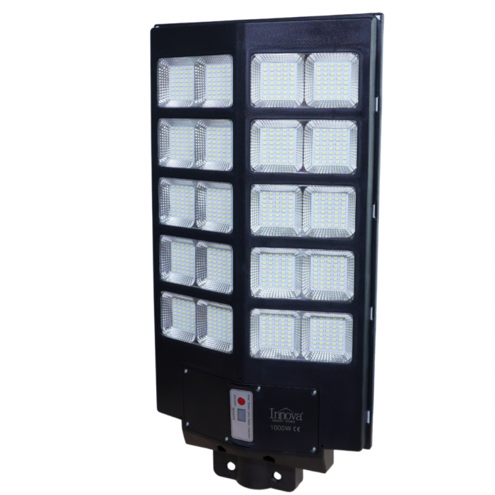 Lampa Solara Stradala Helio PRO Innova 1000W – LED 80 000 lm, Senzor Miscare, Senzor Lumina IP66, Telecomanda & Suport Prindere + Cadou Surpriza