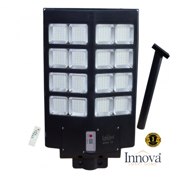 Lampa Solara Stradala Helio PRO Innova 800W – LED Puternic, Senzor Lumina/Miscare si Telecomanda, IP66 & Suport Prindere+Cadou Surpriza