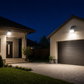 Set 2 Proiectoare Solare LED 600W Innova Smart Home Hall, IP67, Panouri Solare 35x35 cm și Telecomenzi
