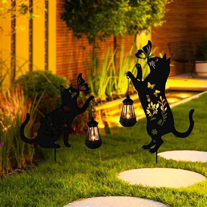 Set 2 Decoratiuni Solare de Gradina, Model Pisica Neagra cu Felinar LED si Fluture, din Metal