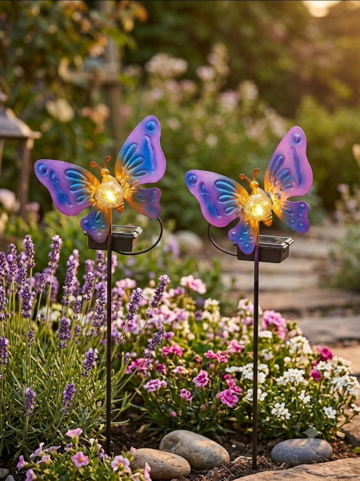 Set Lămpi Solare de Grădină din Metal LED, Modele 3D Fluturi, Colibri sau Albinuțe, Set 4/8 Bucăți